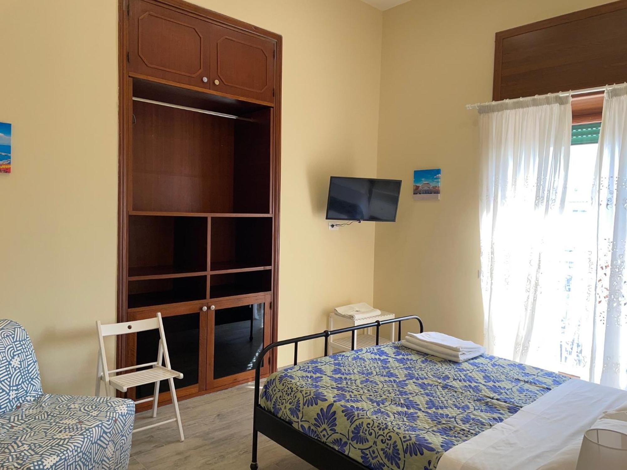 Elena House Apartment Napoli Bagian luar foto