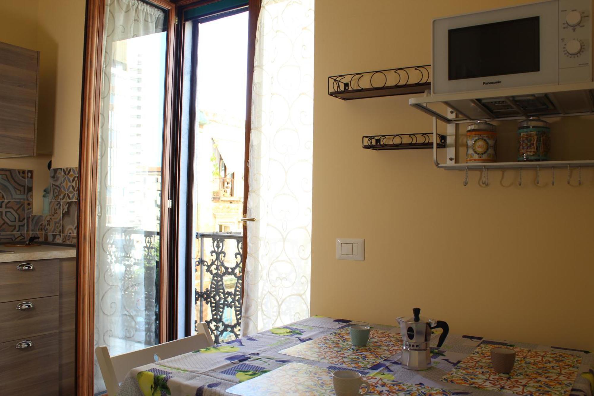 Elena House Apartment Napoli Bagian luar foto