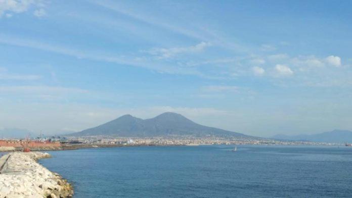 Elena House Apartment Napoli Bagian luar foto