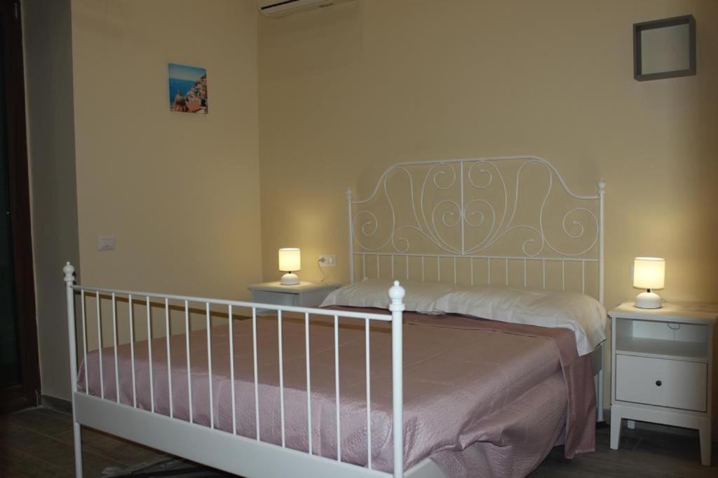 Elena House Apartment Napoli Bagian luar foto